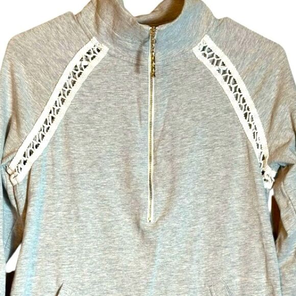 Lilly Pulitzer Skipper Popover Seaside Gray Lace Top Size Small 📦 - Picture 8 of 9